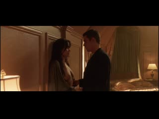 porn анджелина джоли angelina jolie голая в фильме забирая жизни 2004 porn