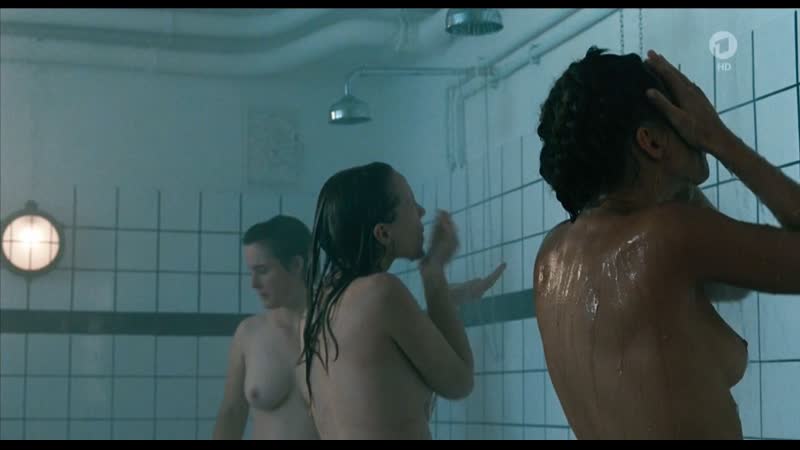 porn юли энгельбрехт каролина херфурт клара манцель берлин 36 julie engelbrecht karoline herfurth klara manzel berlin porn