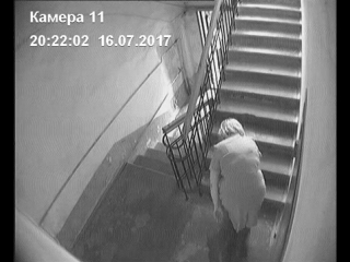 porn в орске завелась писающая соседка женщина справляет нужду в подъездах porn
