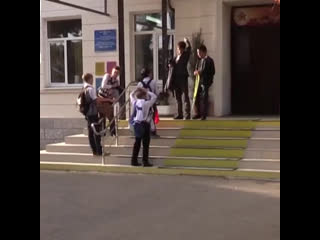 porn школьник сбежал в лес после ссоры с директором porn