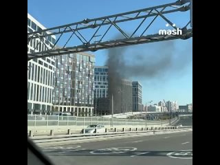 porn полыхали строительные леса у строящегося жк west garden на улице генерала дорохова porn