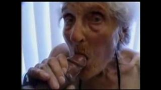 porn бабушка сосёт и трахается порно минет милф инцест сын мама кончает на лицо в рот жесть зрелая анал не русское porn