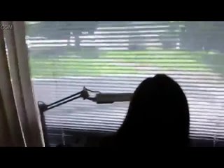 porn парень снял на видео как сует коллеге в рот на работе porn