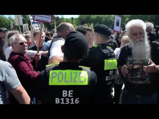 porn задержание на акции бессмертный полк в берлине 9 мая 2022 porn