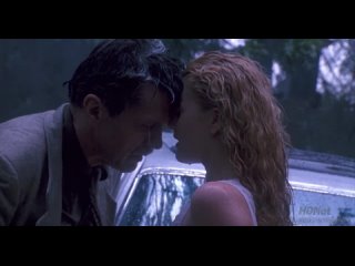 porn секс на капоте под дождём с дрю бэрримор ядовитый плющ 1992 porn