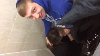 porn в туалете школы без палева porn