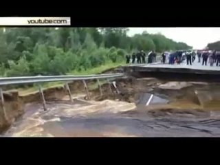 porn особое мнение гигантская дыра парализовала движение на трассе тюмень ханты мансийск porn
