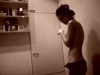 porn незаметно снял девушку на видео домашнее любительское видео голые частное видео не порно sexy молодые эротика porn