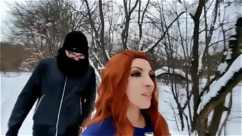 porn она показала свою обнаженную грудь прохожему в зимнем парке и дразнила его член сочными губками porn