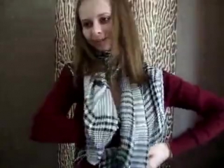 porn скромная школьница неожиданно для всех показала сиськи 720p porn
