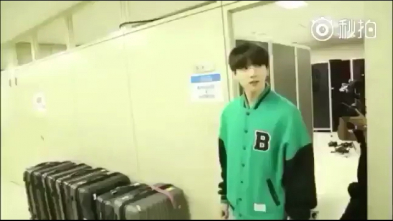 porn чг хочет обнять чм но тот занят jikook kookmin jungkook jimin чимин чонгук minkook slash gay porn