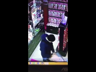 porn в москве чувак прямо в секс шопе молодые искусственную попку porn