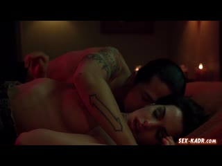 porn сцена из фильма крэйзи бижу филлипс энн хэтэуэй porn