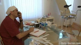porn marta на приёме у гинеколога извращенца порно секс русское домашнее врач медсестра porn