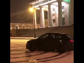 porn дрифт шоу на audi у биржи в питере устроил 20 летний мажор из красноярского края теперь придется заплатить 5 тысяч porn