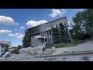 porn в сети публикуют видео практически уничтоженного здания нацполиции украины в лисичанске который перешел под porn
