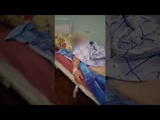 porn привязали бинтами к кровати в больнице porn