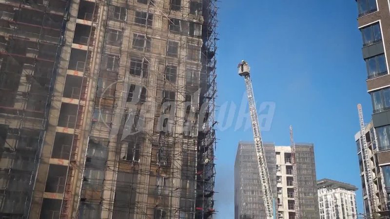 porn в жк west garden горят строительные леса при тушении пострадал сотрудник мчс porn