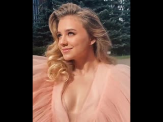 porn недетское развратное декольте кати адушкиной твои блогерши porn