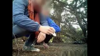 porn скрытая молодые писяют и показывают голые of chicks secretly filmed pissing outdoors porn