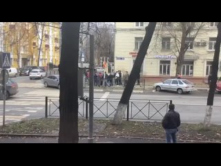 porn в подмосковье псих с мачете принял девушку с ребенком за зомби и набросился на них porn