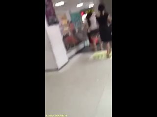 porn китаец секс маньяк кончет на жопы азиаток публичное порно сперма конча на юбку штаны трусики в метро автобус porn