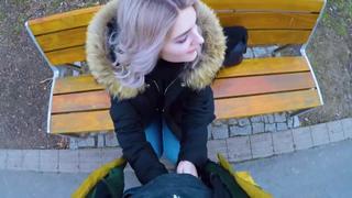 porn показала грудь и отсосала за деньги на улице секс порно эротика минет пикап молодая за деньги porn