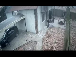 porn сегодня появилось видео нападения 18 летнего молодые на свою тётю и младшего брата в городе вишневое под киевом 18 porn