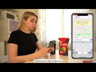 porn молодая девушка специально засветила бритую киску перед соседом порно онлайн porn