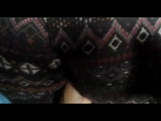 porn мнет большую задницу в лосинах touching groping ass butt butty leggins porn