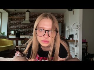 porn моя староста заставила накончать ей в ротик за неповиновение porn
