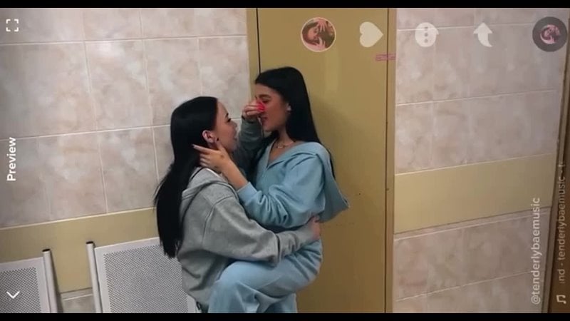 porn амина тендерлибае и лина лунаком поцелуй porn