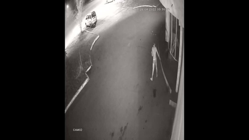 porn мужчина разбил урной окна в развлекательном центре карибы в чите porn