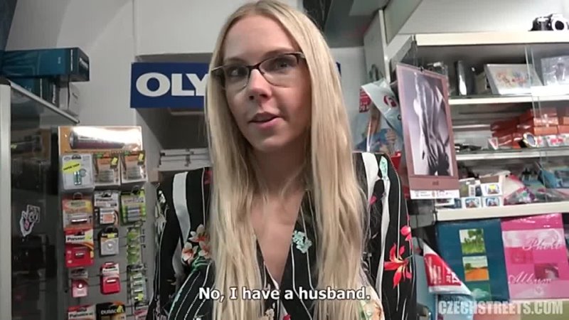 porn дал в рот и трахнул в жопу продавщицу в подсобке porn
