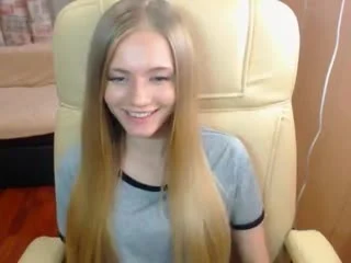 porn красотка показывает на камеру грудь и киску студентка голая сиськи попа жопа скайп skype перескоп nude hot 18 porn
