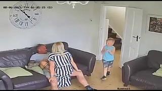 porn маленький пиздюк не дает родителям возможности поебаться муж и жена хотят трахаться но сын мешает им семейная пара porn
