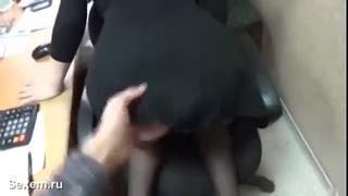 porn быстрый секс во время обеденного перерыва с коллегой пока никто не видит порно домашнее частное любительское porn