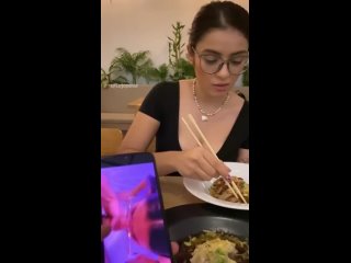 porn с незнакомого номера прислали видео с твоей женой porn