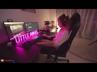 porn секс с очаровательной геймершей во время стрима porn