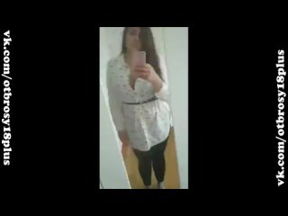 porn подружки решили заработать в перископе и начали показывать свои прелести periscope засветы porn
