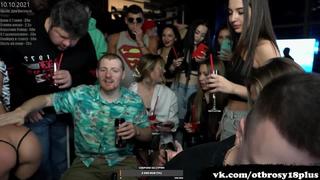 porn показала новые стринги и сочную попку в прямом эфире у mellstroy porn