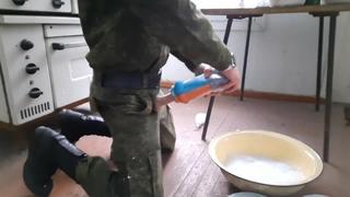 porn секс игрушки 11 русский солдат ебет самодельную вагину porn