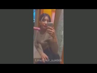 porn пришёл домой пораньше а жена с подругой кувыркаются в постели porn