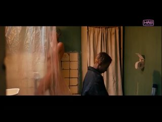 porn голая девушка в душе не стесняется своего младшего брата porn