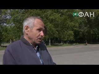 porn житель донецка и его маленький сын ежедневно обеспечивают водой нуждающихся добрый человек поставил себе цель porn