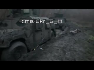 porn американский бронеавтомобиль humvee в очередной раз доказывает свою бесполезность в реальных условиях ведения porn