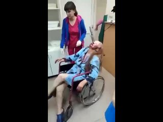 porn в больницу на победы челябинск из района привезли на скорой женщину с кинжалом в носу в голове porn
