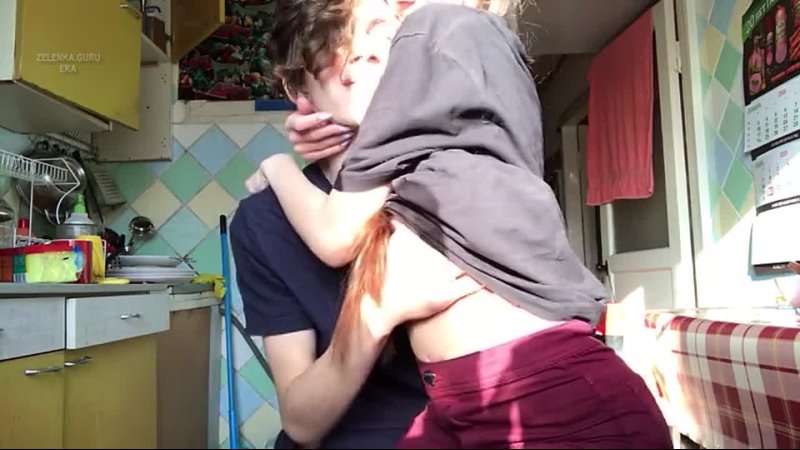 porn прелюдия перед сексом на кухне молодой пары porn