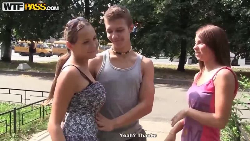 porn две красивые русские бляди дают уроки пикапа на улицах москвы соблазнили молодог porn