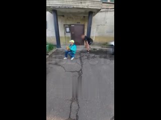porn молодые ублюдки издевались над женщиной инвалидом тем самым вызвав у неё приступ эпилепсии porn